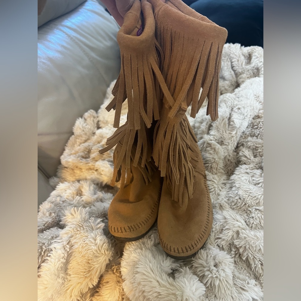 Minnetonka Suede Fringe Knee Boots - Tan - Picture 2 of 3